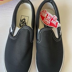 Vans classic slip on.